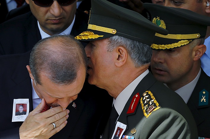 Erdogan militaire